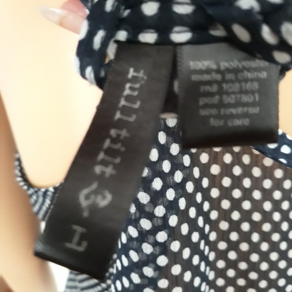 Polka dot top - Picture 3 of 3